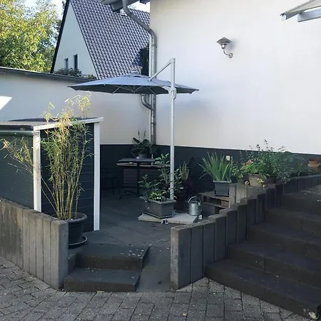 Moselidylle Und Cityflair - Beth * コブレンツ