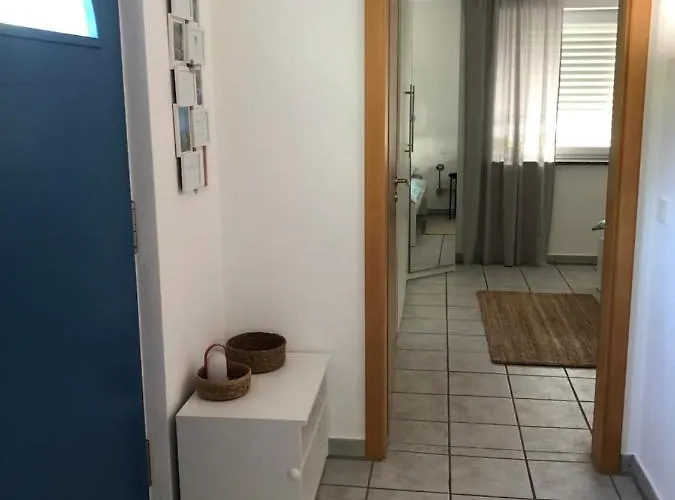 Moselidylle Und Cityflair - Beth * Coblence